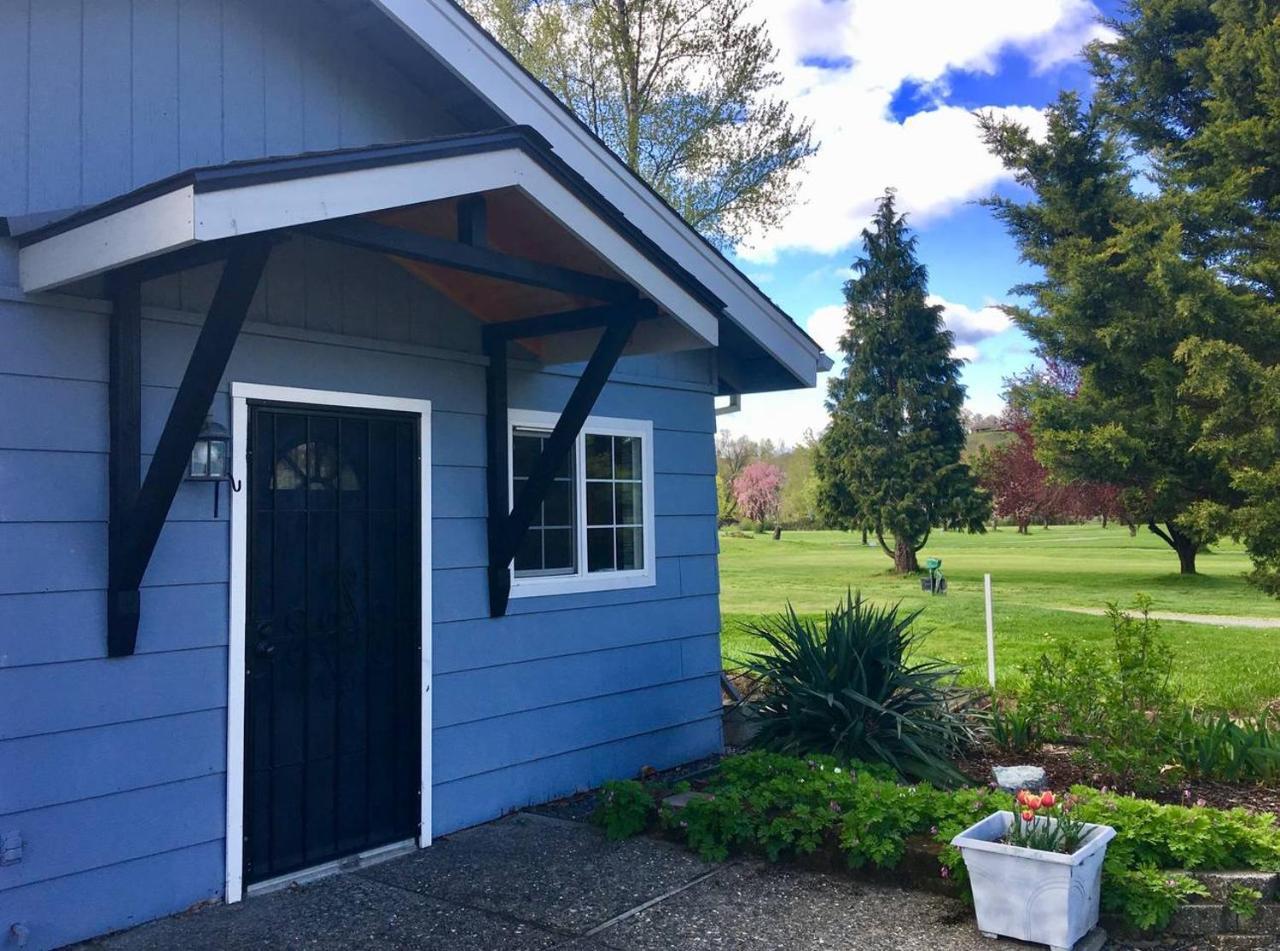 Racing Horse Guest House~Free Unlimited Golf Grants Pass Exterior foto